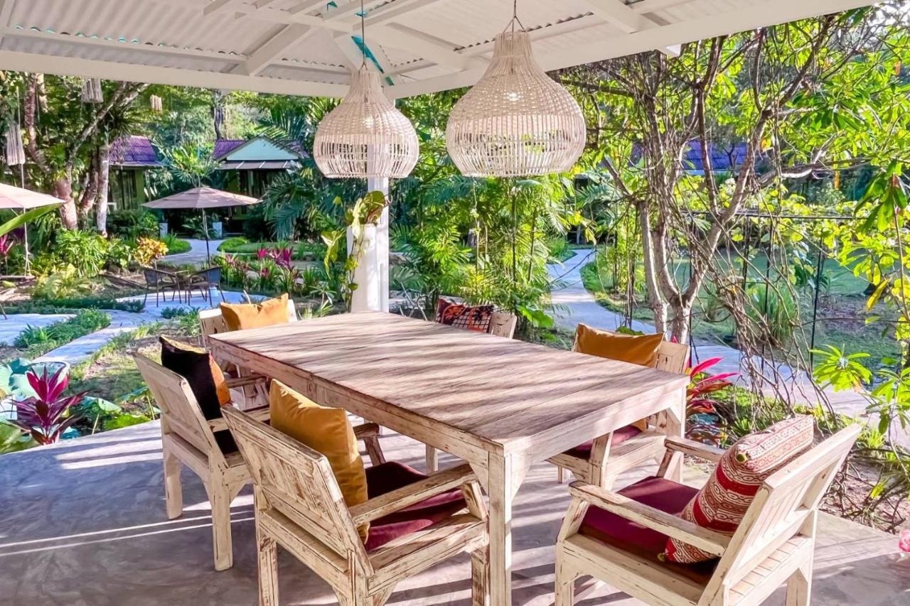 Baan Bua Cottage SHA EXTRA PLUS B5510 Ko Kut Bagian luar foto
