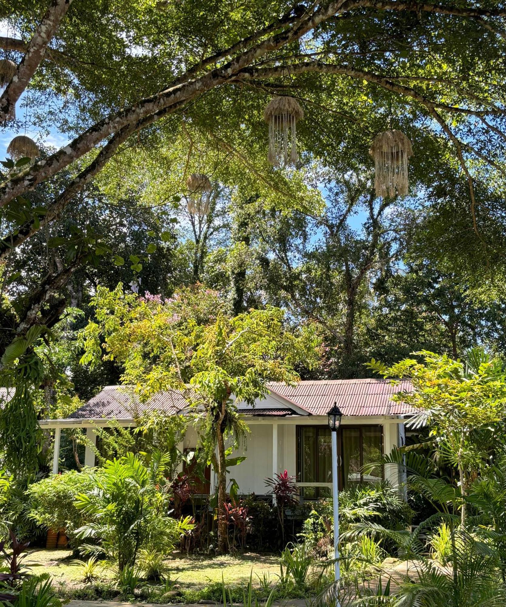 Baan Bua Cottage SHA EXTRA PLUS B5510 Ko Kut Bagian luar foto